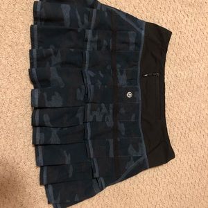 Lululemon tennis skirt!